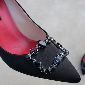 *Carolina Herra Size 8* Perfect black satin pump w/ bejeweled buckle. Must-have!